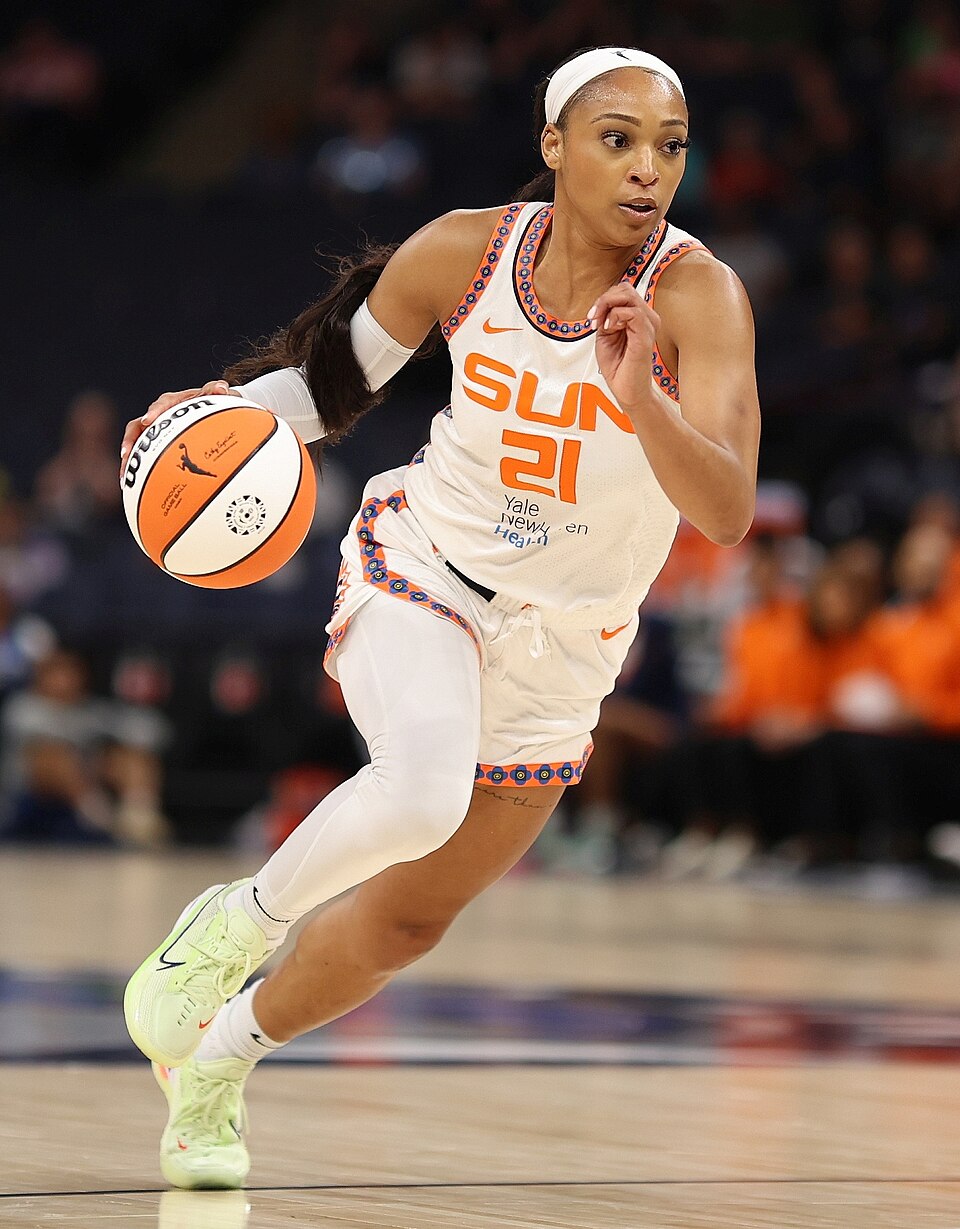DiJonai Carrington