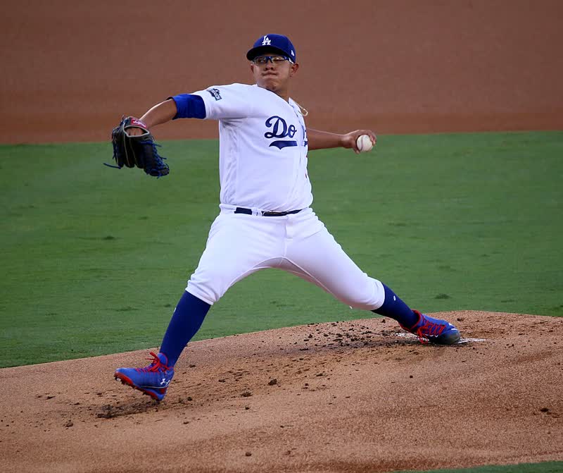 Julio Urías